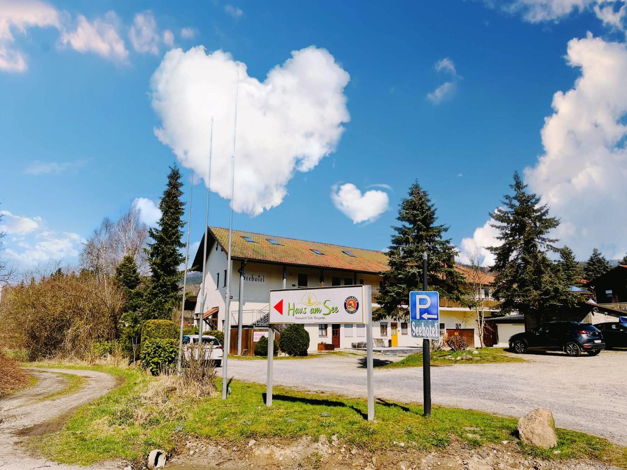 Gemuetliches Seeapartment Am Berg Arrach Luaran gambar